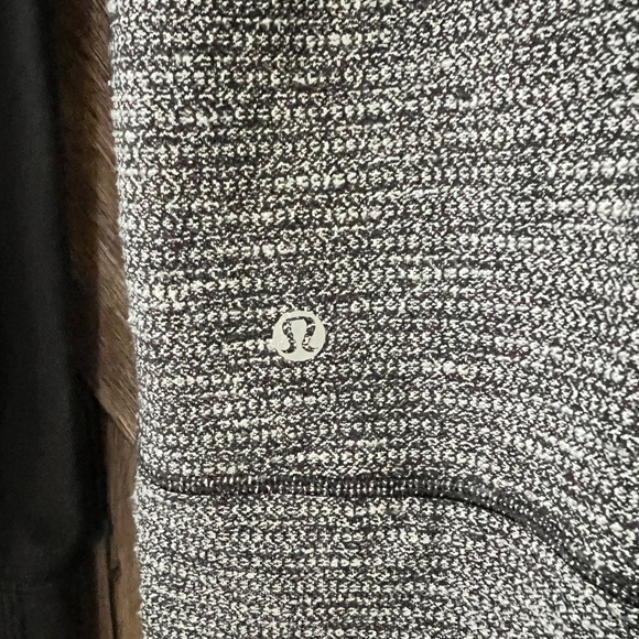 Lululemon Daily Yoga Jacket Coco Pique Black/Black Size 8 - Picture 7 of 10